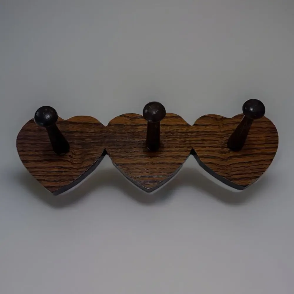 Vintage 3 Tier Wooden Heart Shape Shelf Pegs Cottagecore Grandma 12